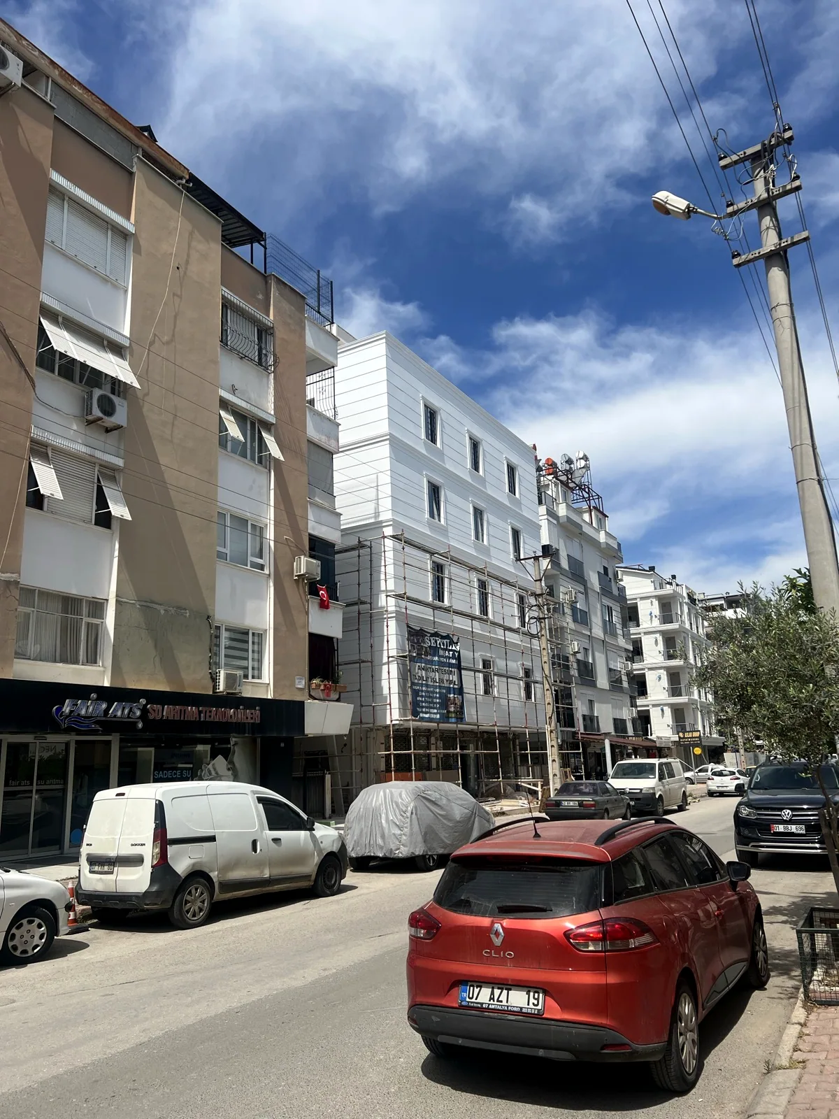 Suite Time Antalya — Cephe · Sokaktan Görünüm