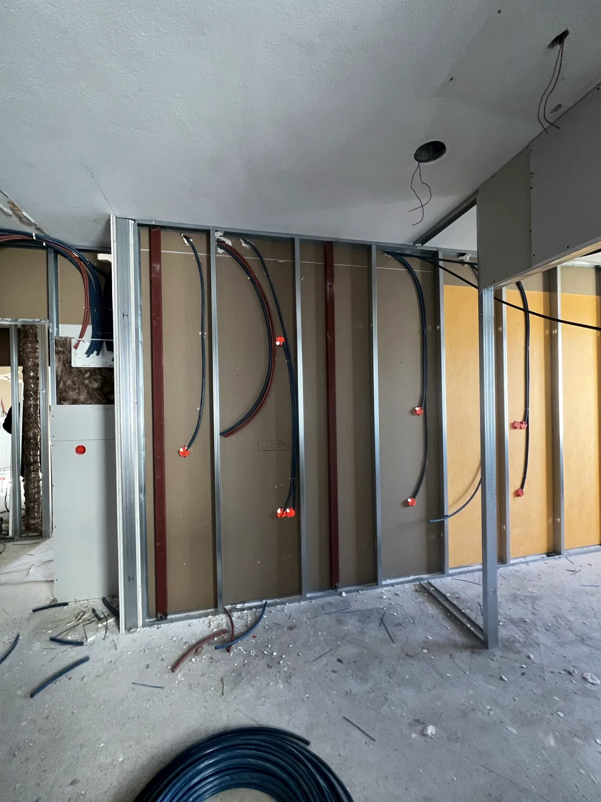 Suite Time Antalya — Elektrik · Tesisat Hatları