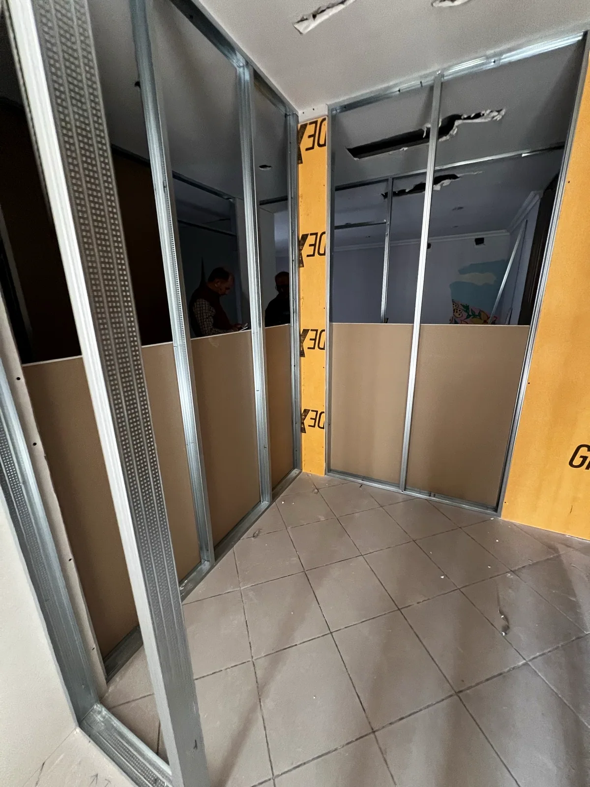 Suite Time Antalya — Bölme Duvar · Alçıpan